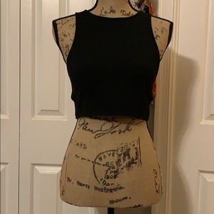 Black cool cut out crop top.